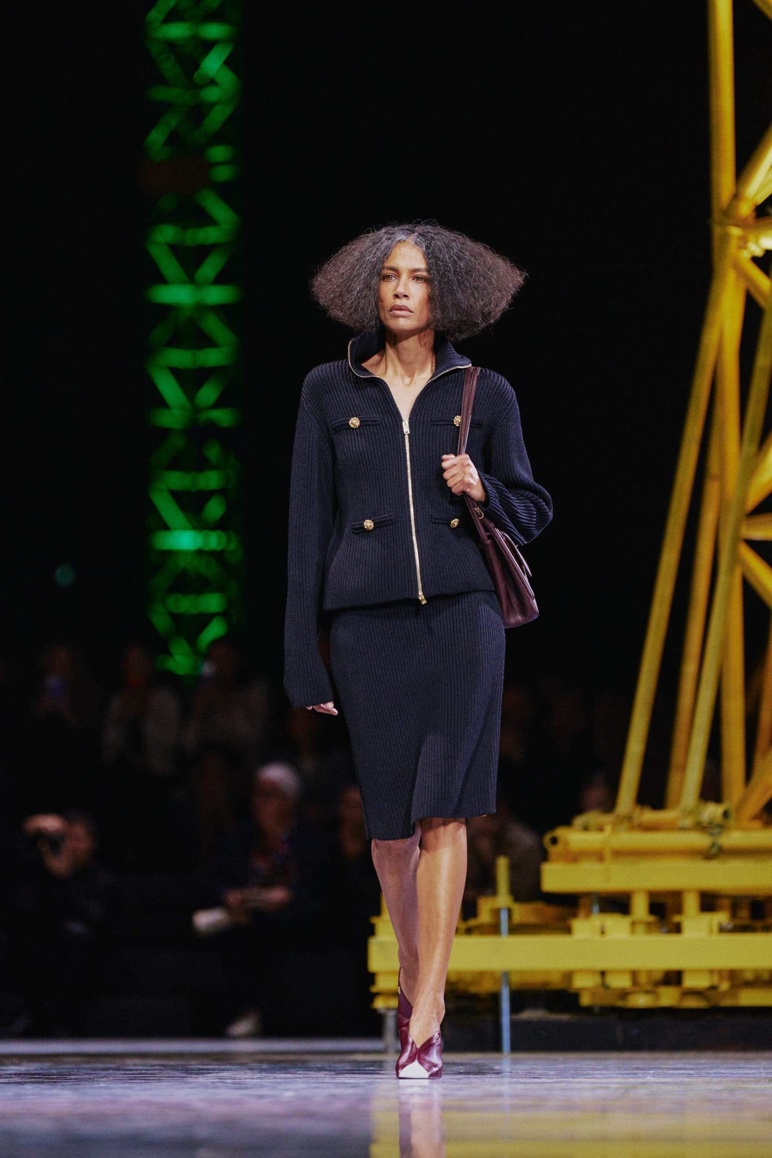 Подробности о коллекции Chanel осень 2026 Runway Журнал (33)