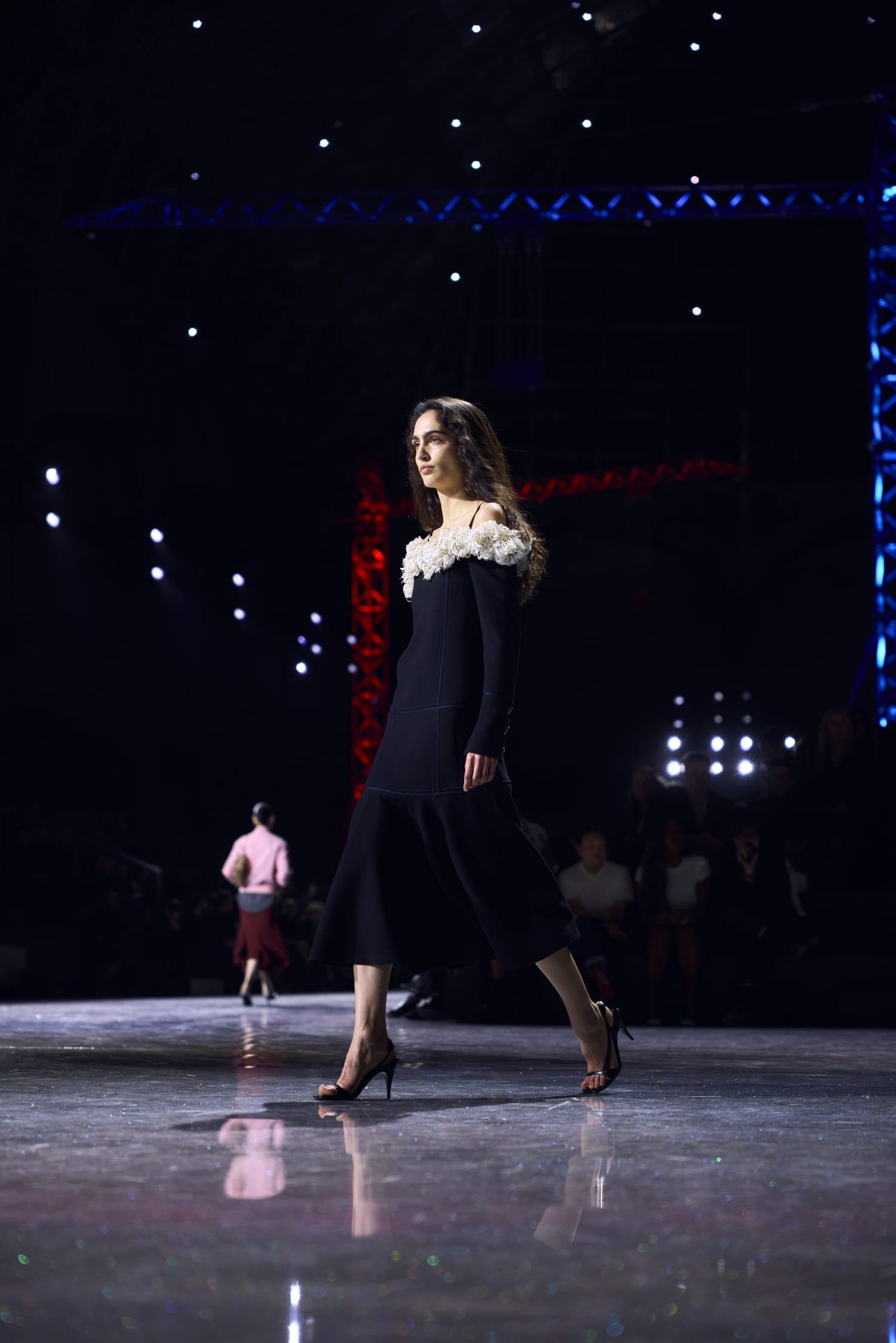 Подробности о коллекции Chanel осень 2026 Runway Журнал (48)