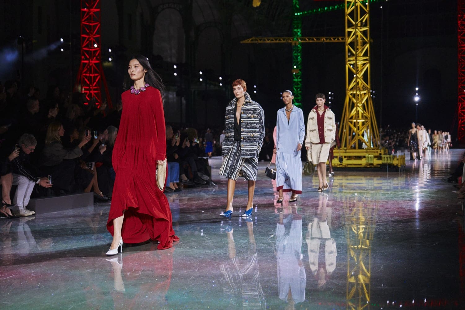 Подробности о коллекции Chanel осень 2026 Runway Журнал (50)