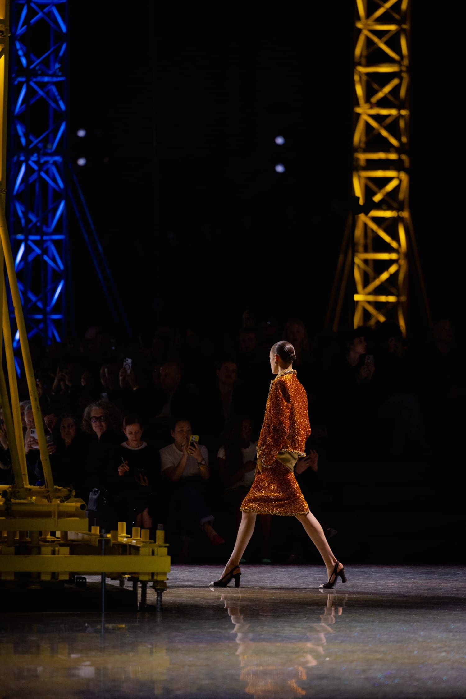 Подробности о коллекции Chanel осень 2026 Runway Журнал (59)