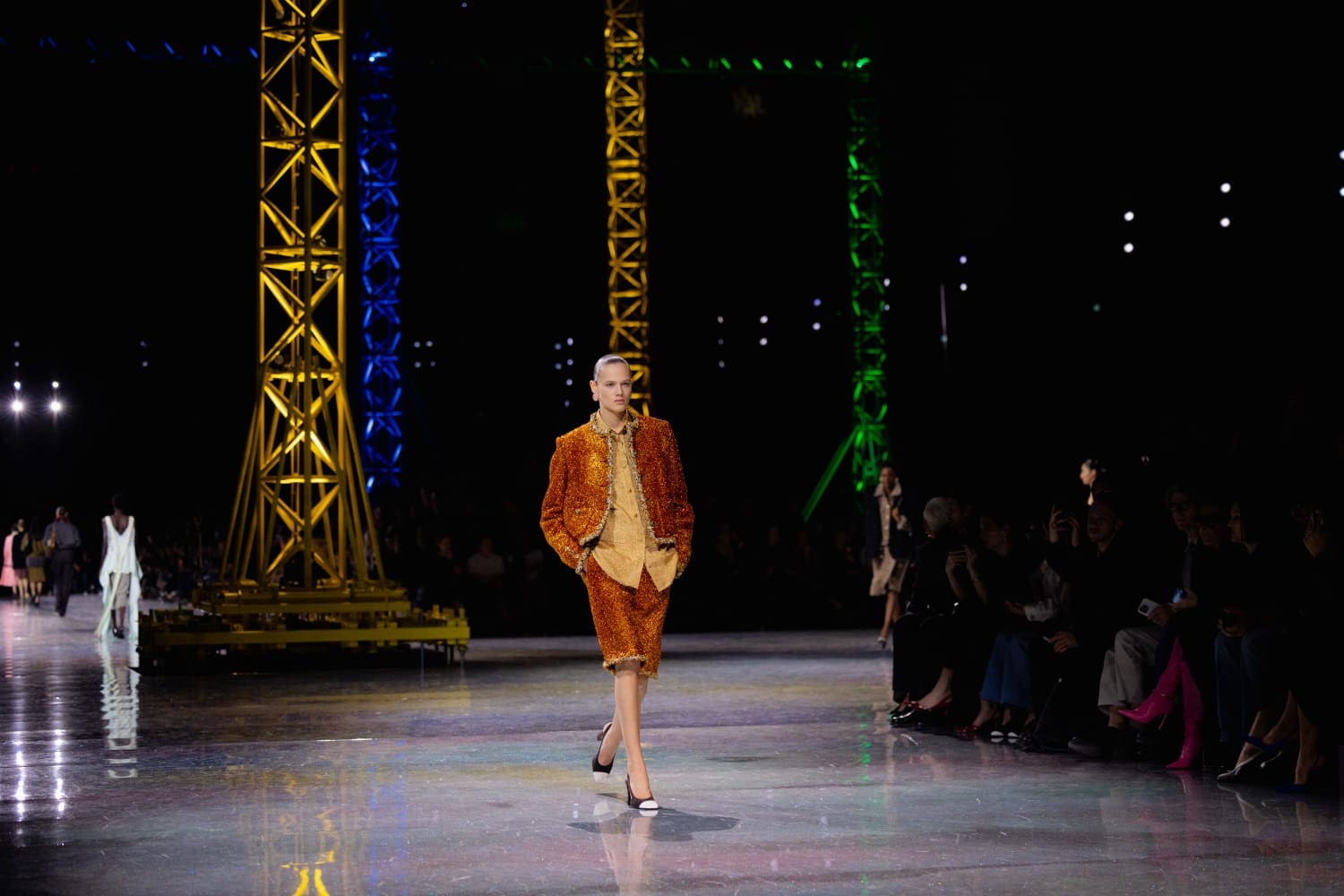 Подробности о коллекции Chanel осень 2026 Runway Журнал (63)