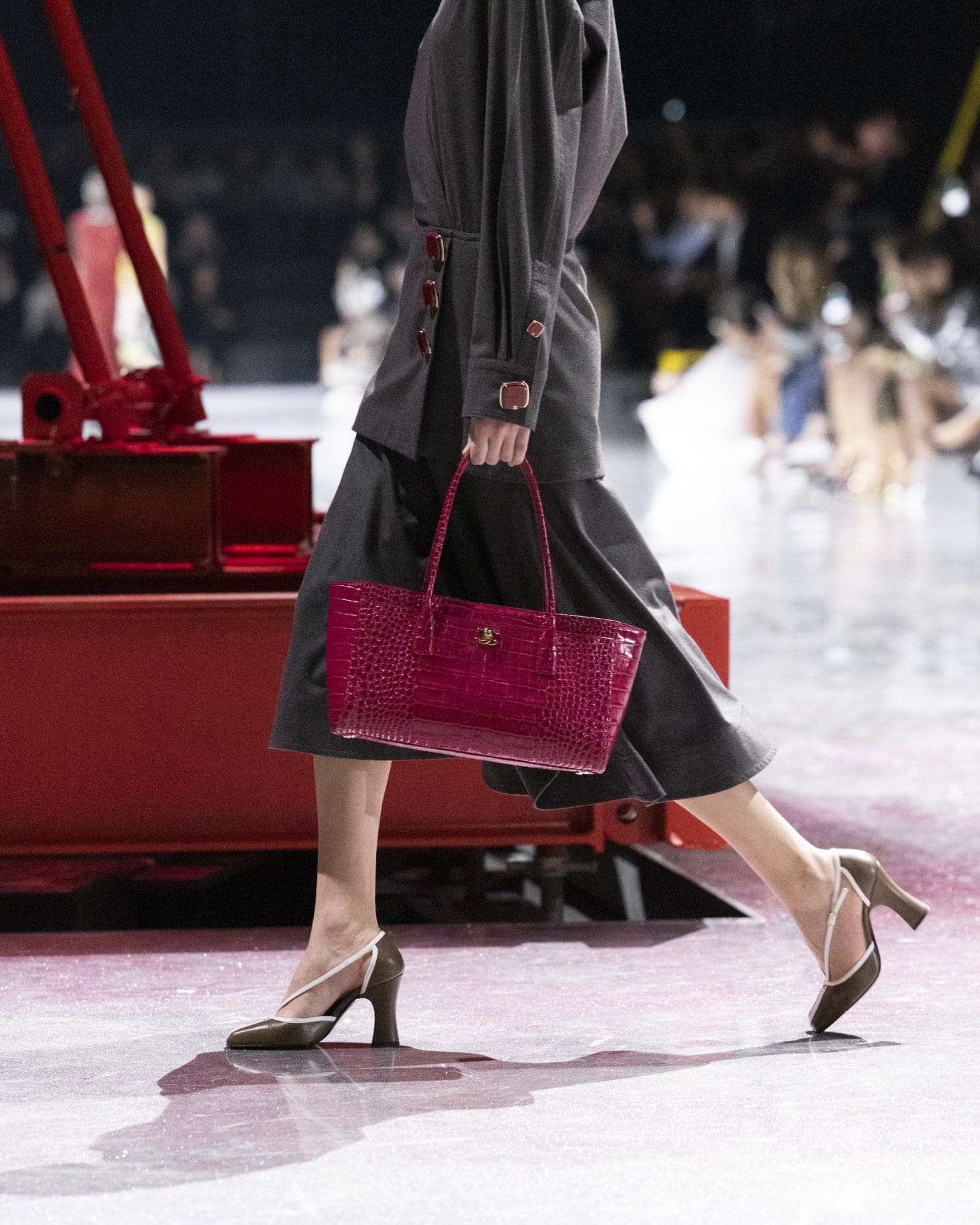 Подробности о коллекции Chanel осень 2026 Runway Журнал (69)