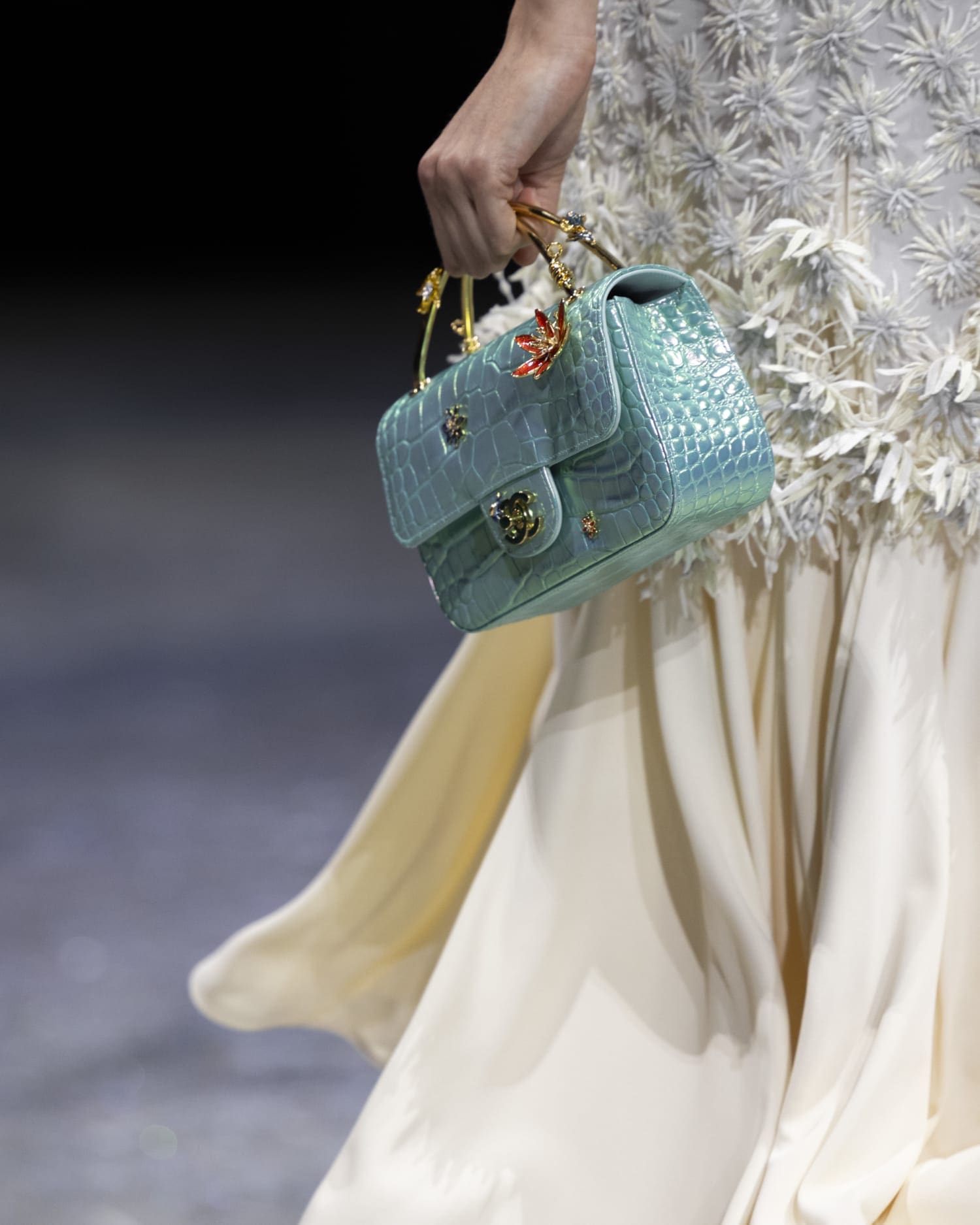 Подробности о коллекции Chanel осень 2026 Runway Журнал (74)