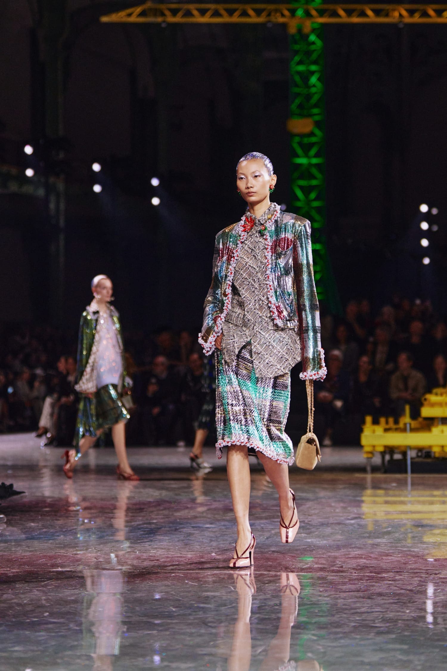 Подробности о коллекции Chanel осень 2026 Runway Журнал (90)