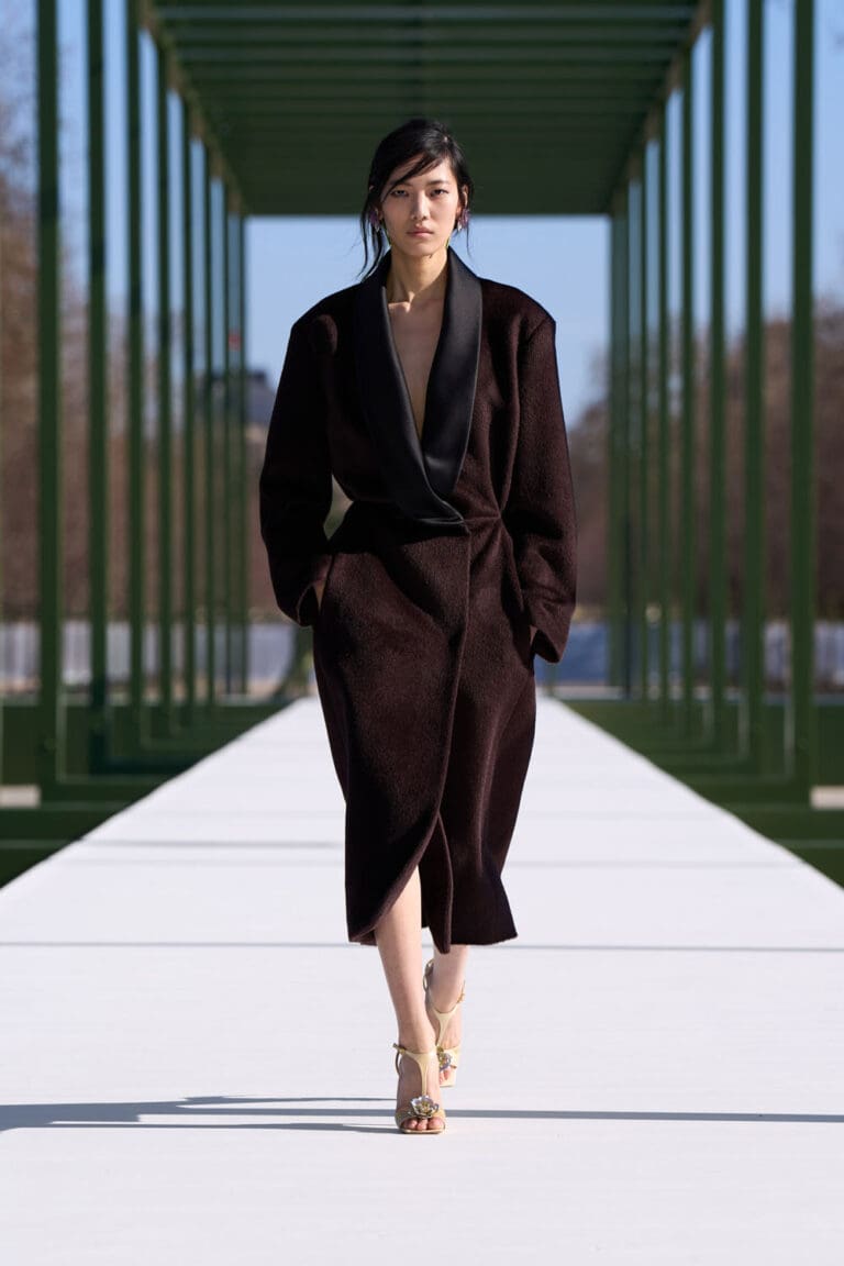Dior Fall Winter 2026 2027 RUNWAY MAGAZINE Official Dior Fall Winter 2026 2027 RUNWAY MAGAZINE Official