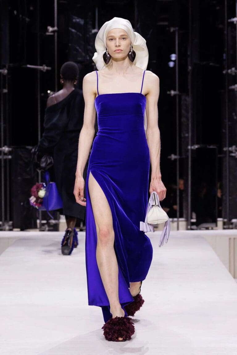 Givenchy Fall 2026-2027 - RUNWAY MAGAZINE ® Official