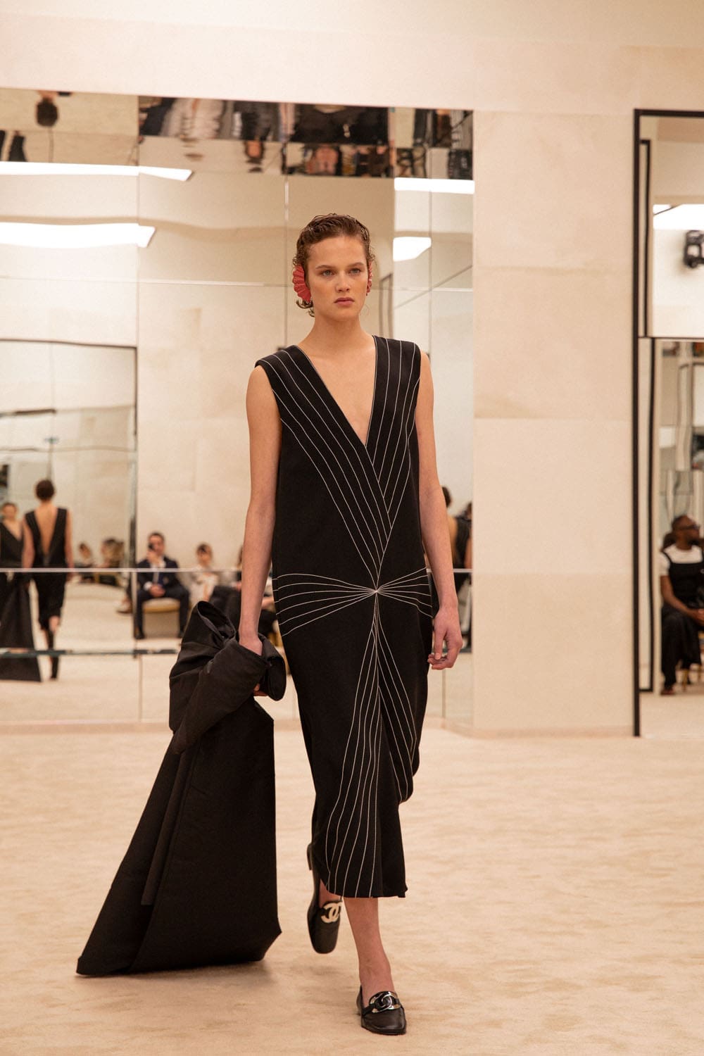 CHANEL Cruise 2026 27 Biarritz Close Up Runway Magazine (15)