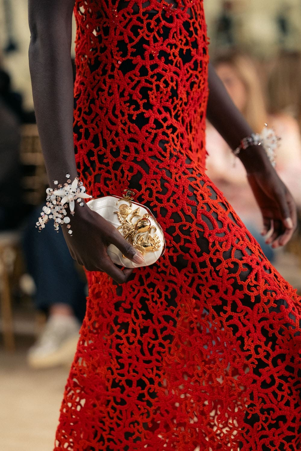 CHANEL Cruise 2026 27 Biarritz Close Up Runway Magazine (19)