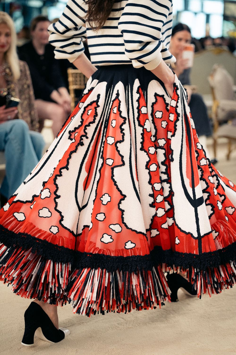 CHANEL Cruise 2026 27 Biarritz Close Up Runway Magazine (23)