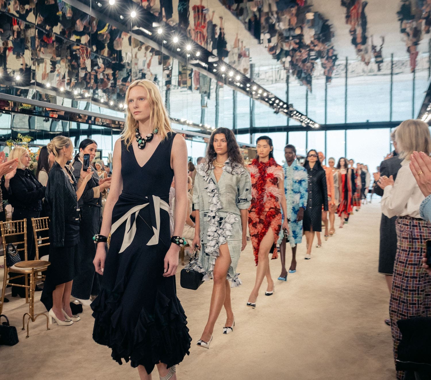 CHANEL Cruise 2026 27 Biarritz Close Up Runway Magazine (7)