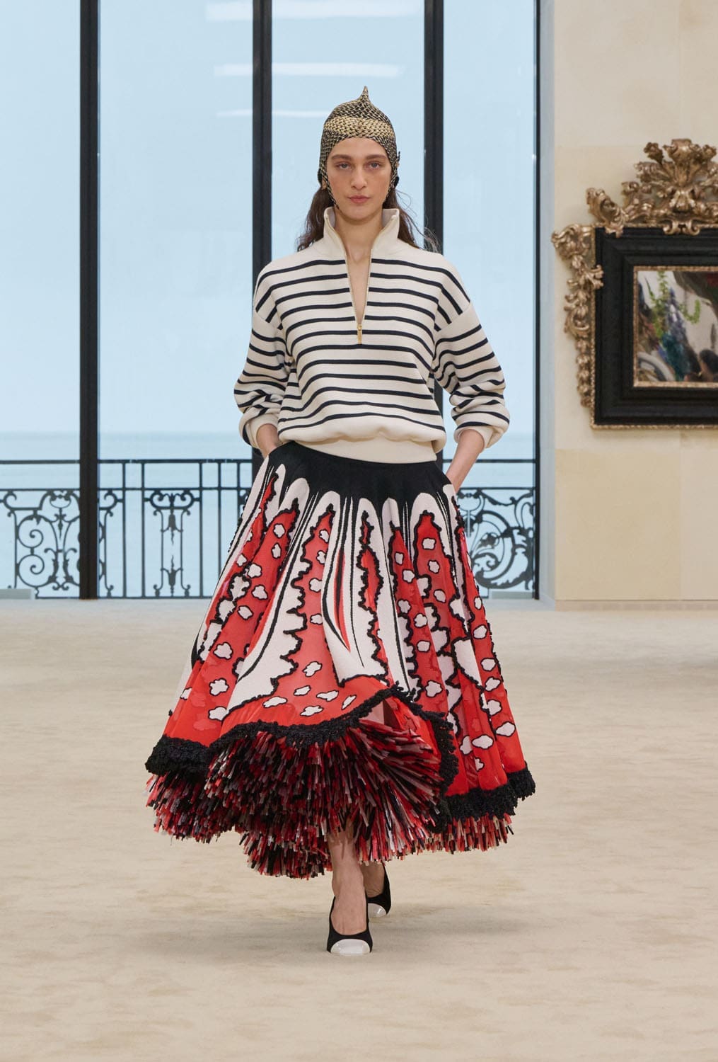 CHANEL Cruise 2026 27 Biarritz Runway Magazine (13)