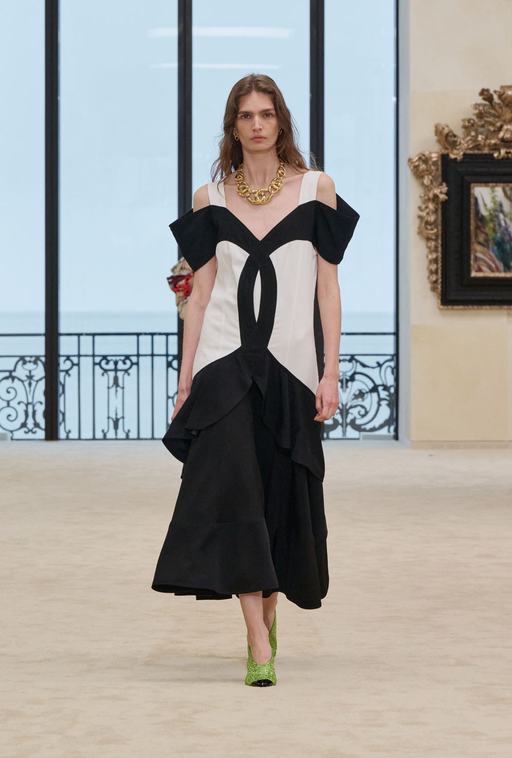 CHANEL Cruise 2026 27 Biarritz Runway Magazine (23)