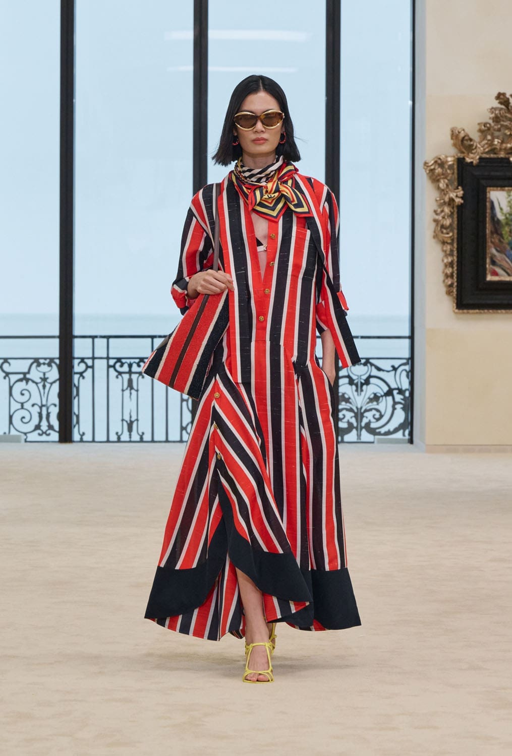 CHANEL Cruise 2026 27 Biarritz Runway Magazine (29)