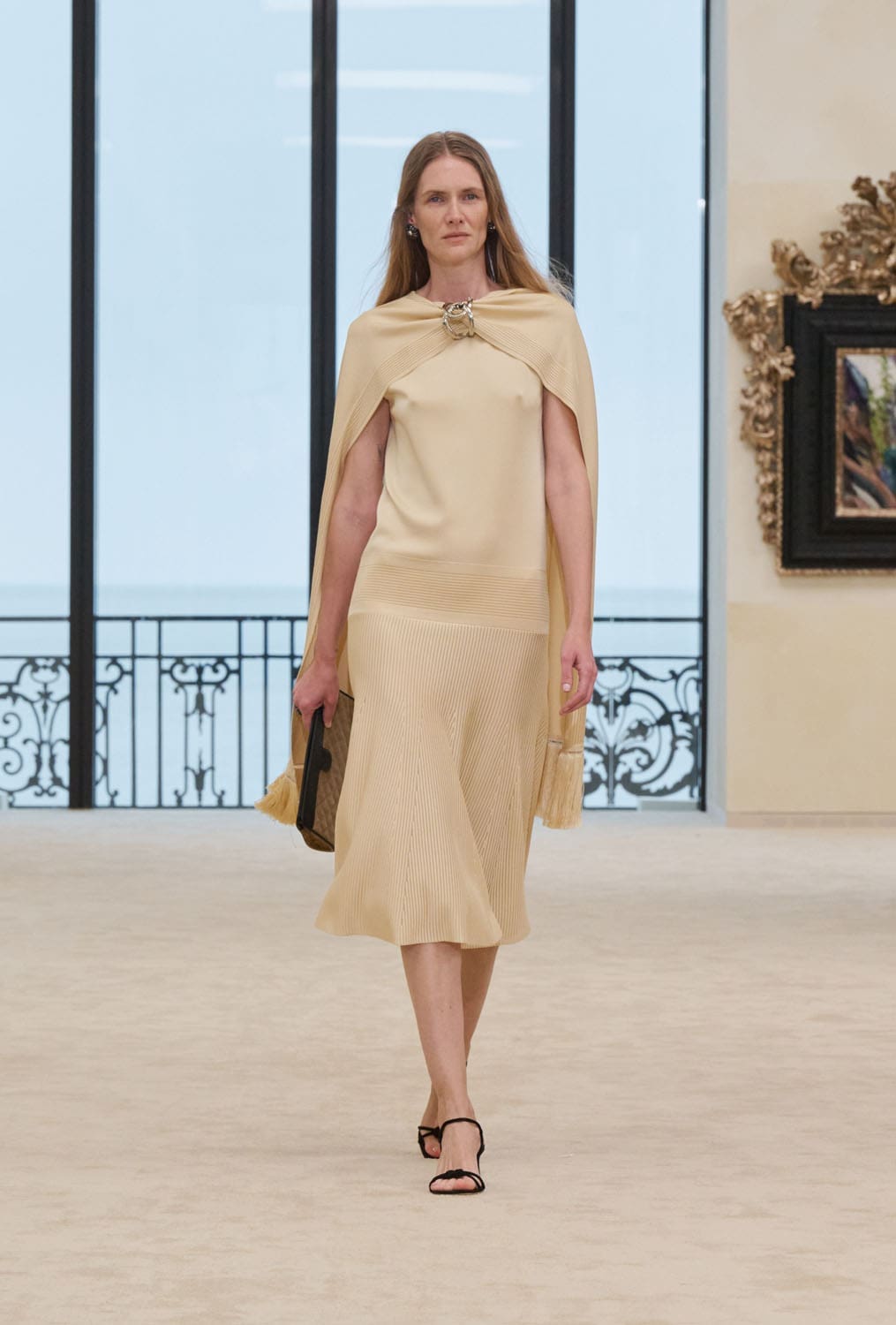 CHANEL Cruise 2026 27 Biarritz Runway Magazine (40)