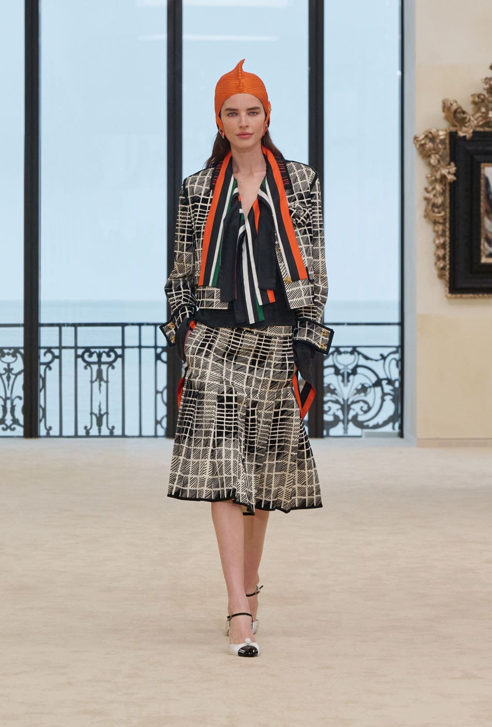 CHANEL Cruise 2026 27 Biarritz Runway Magazine (45)