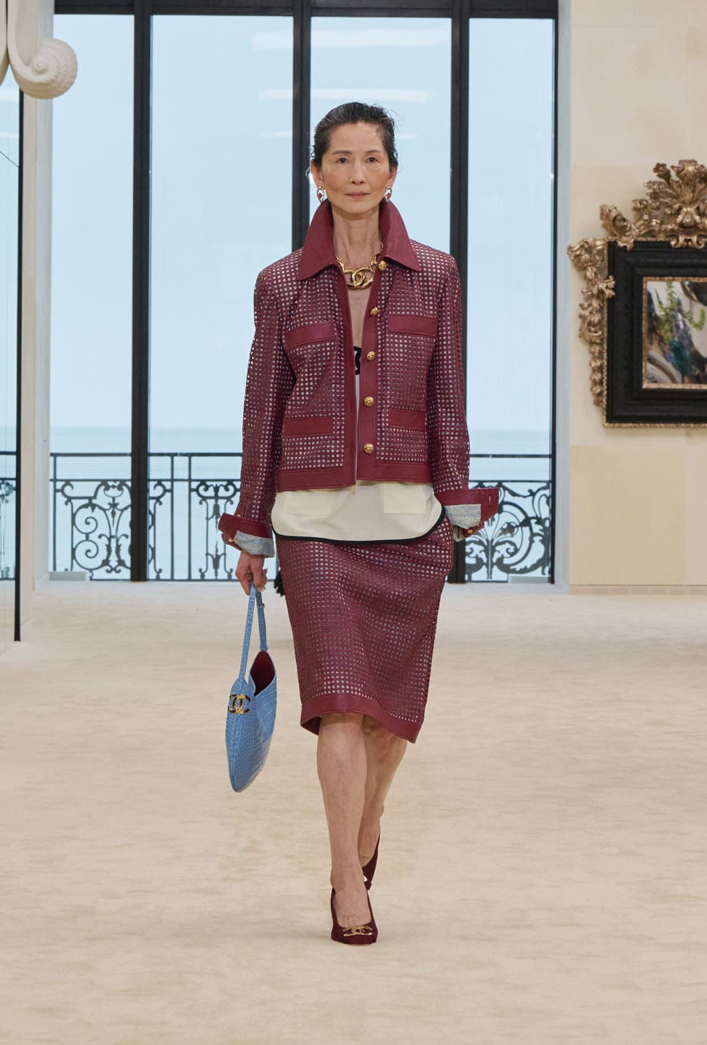 CHANEL Cruise 2026 27 Biarritz Runway Magazine (50)