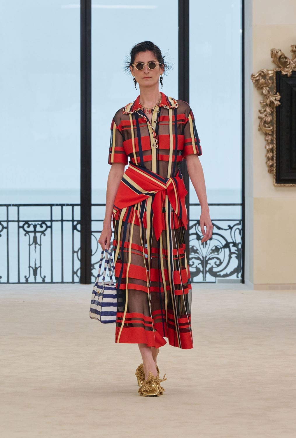 CHANEL Cruise 2026 27 Biarritz Runway Magazine (64)
