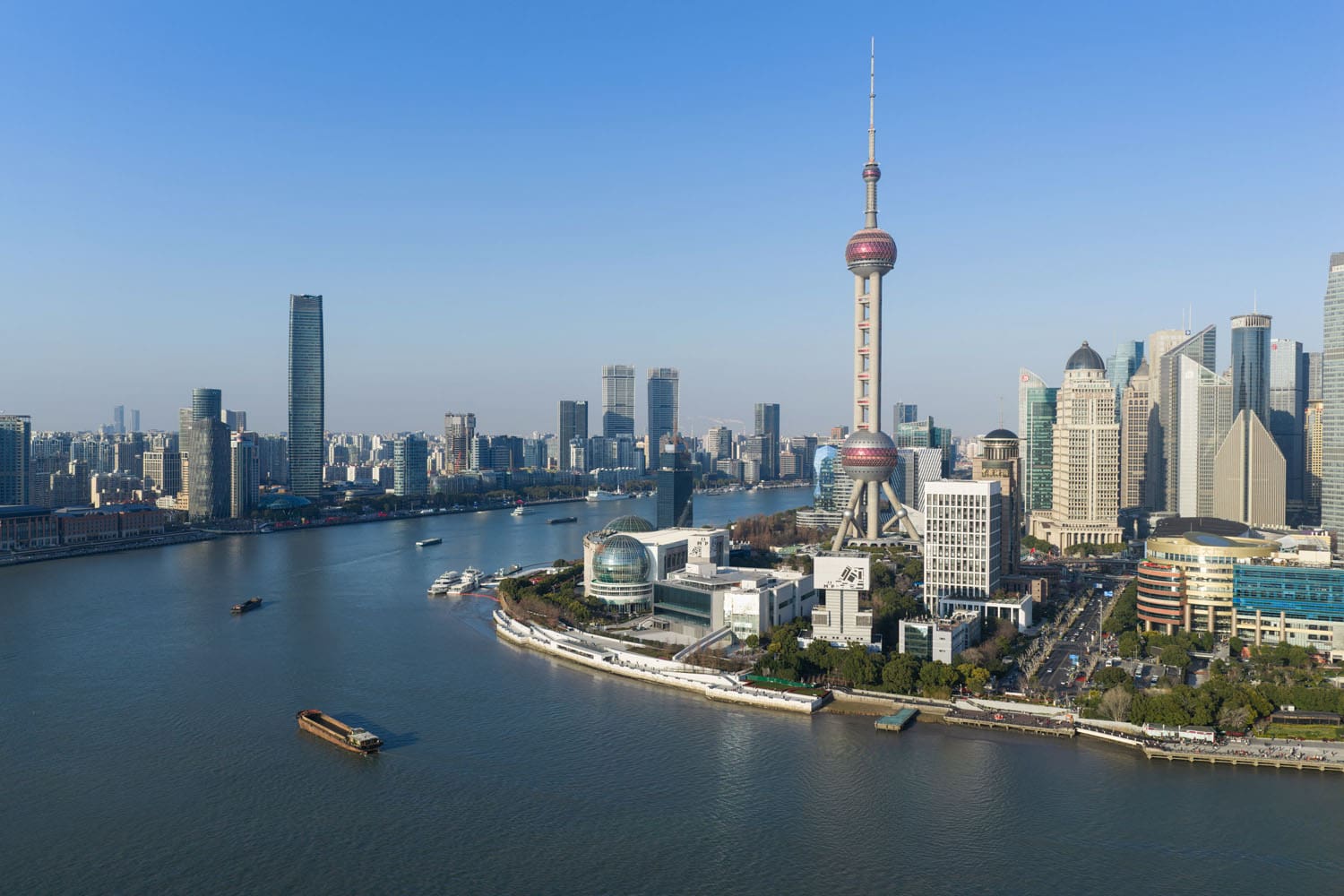Shanghai Skyline © CHANEL