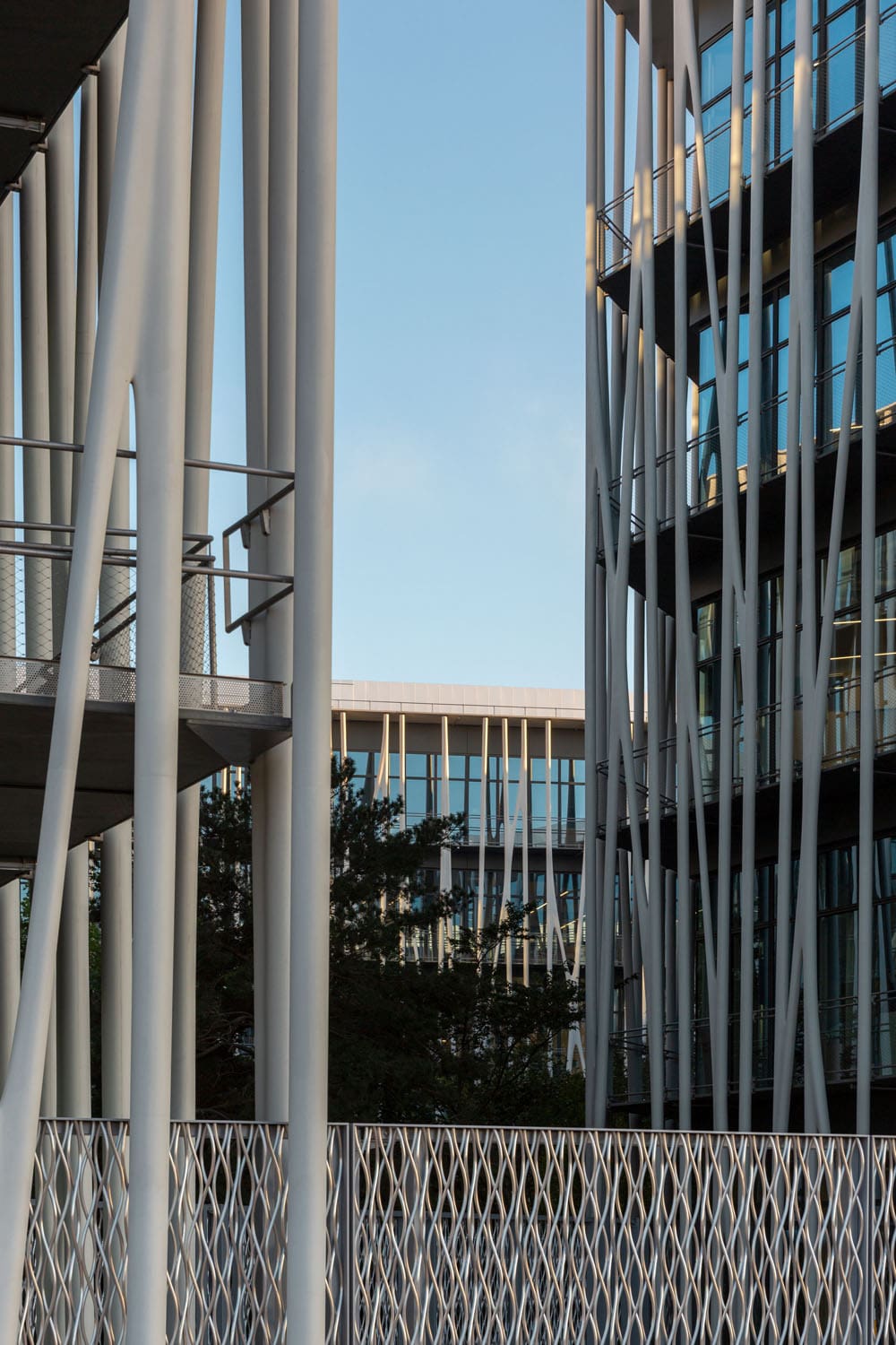 le19M Building by le19M x Chloe Le Reste