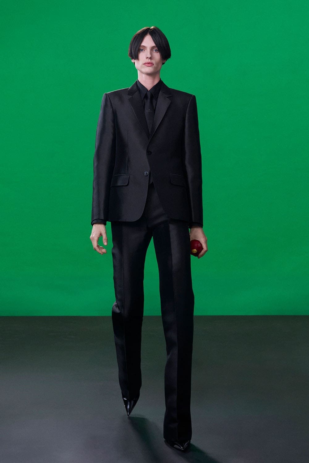 Gucci Resort 2027 GucciCore Lookbook Runway Magazine (1)