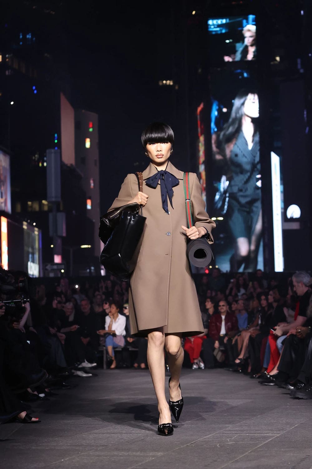 Gucci Resort 2027 GucciCore Show Runway Magazine (10)