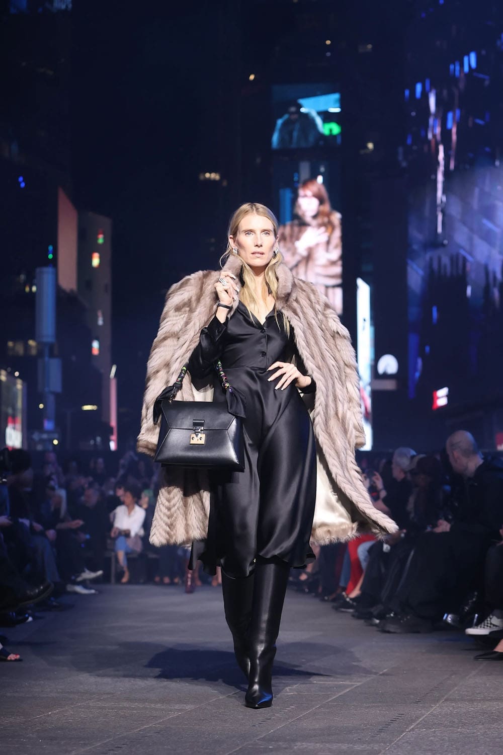 Gucci Resort 2027 GucciCore Show Runway Magazine (20)