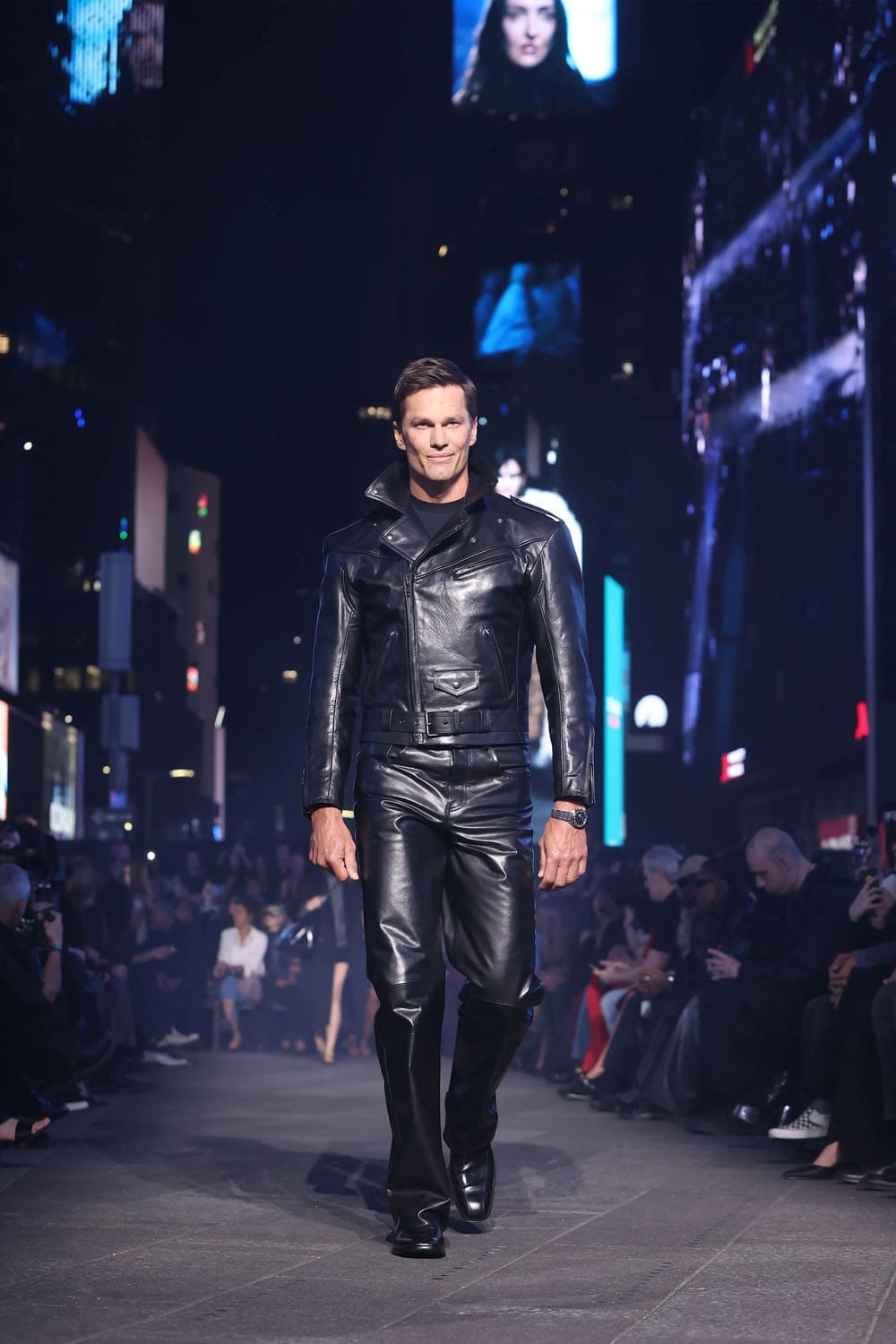 Gucci Resort 2027 GucciCore Show Runway Magazine (23)