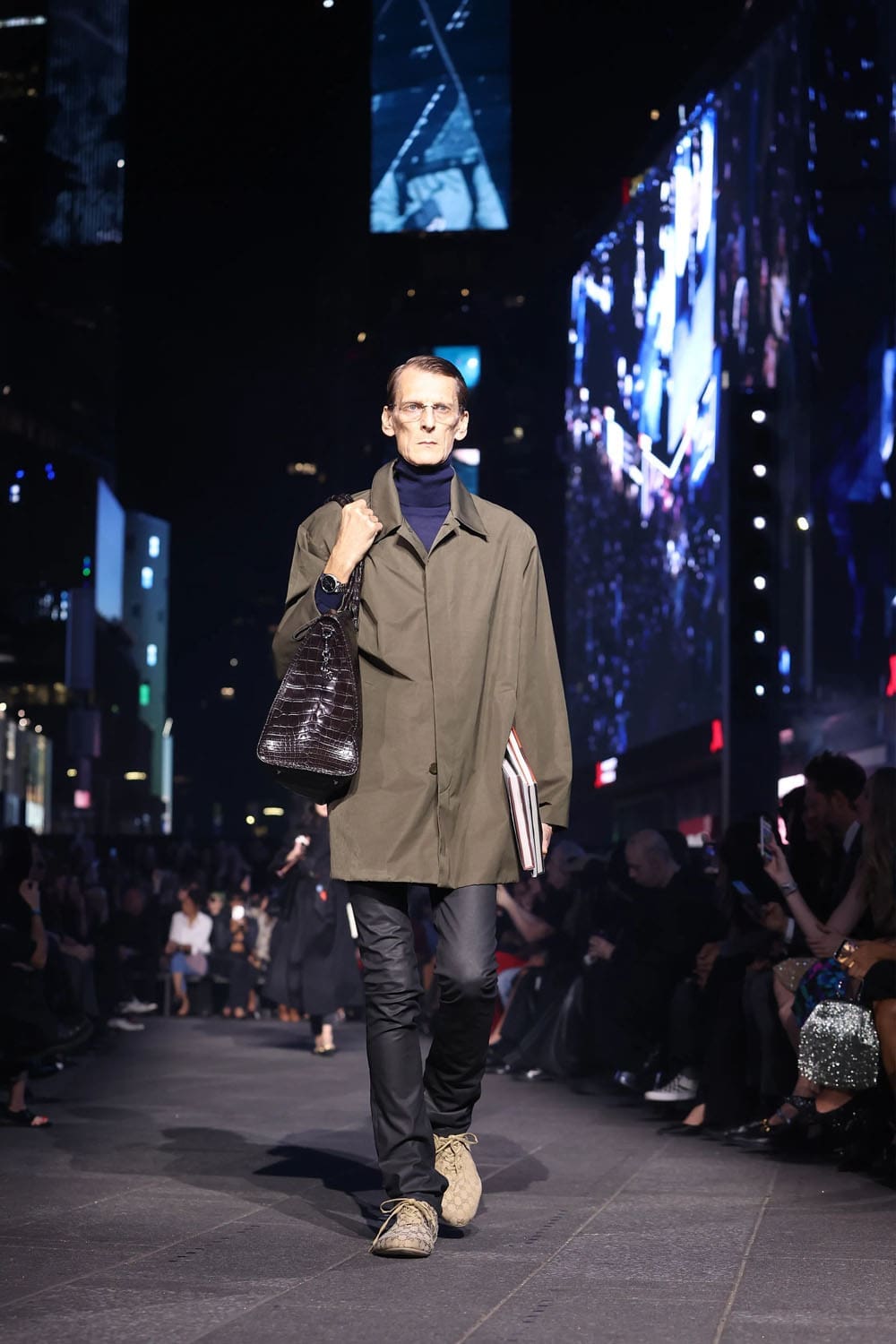 Gucci Resort 2027 GucciCore Show Runway Magazine (25)