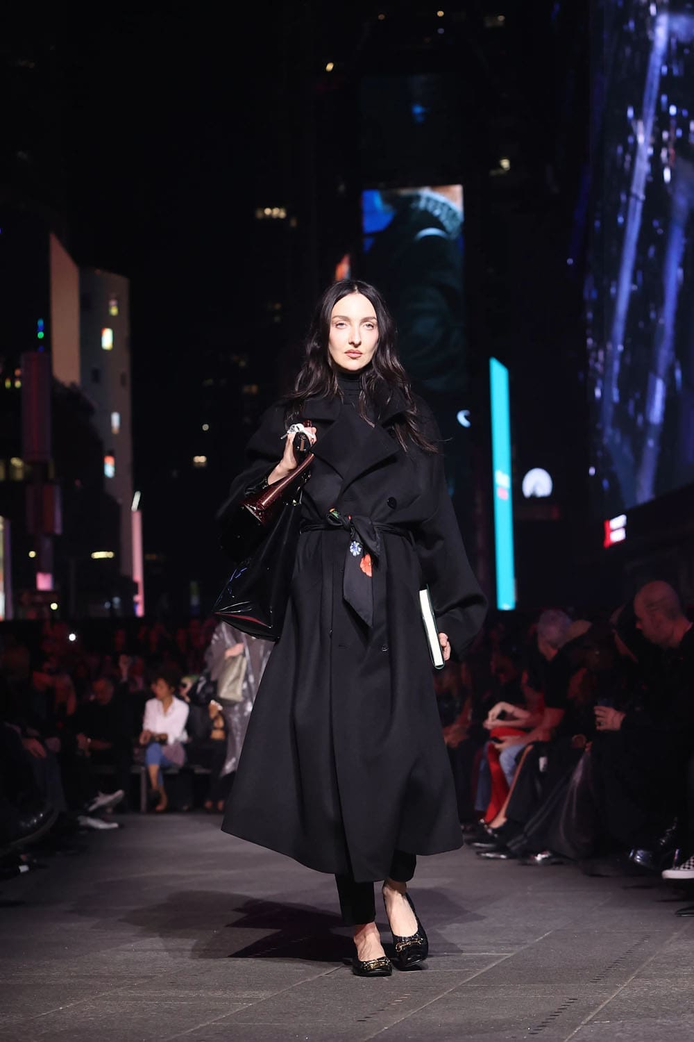 Gucci Resort 2027 GucciCore Show Runway Magazine (26)