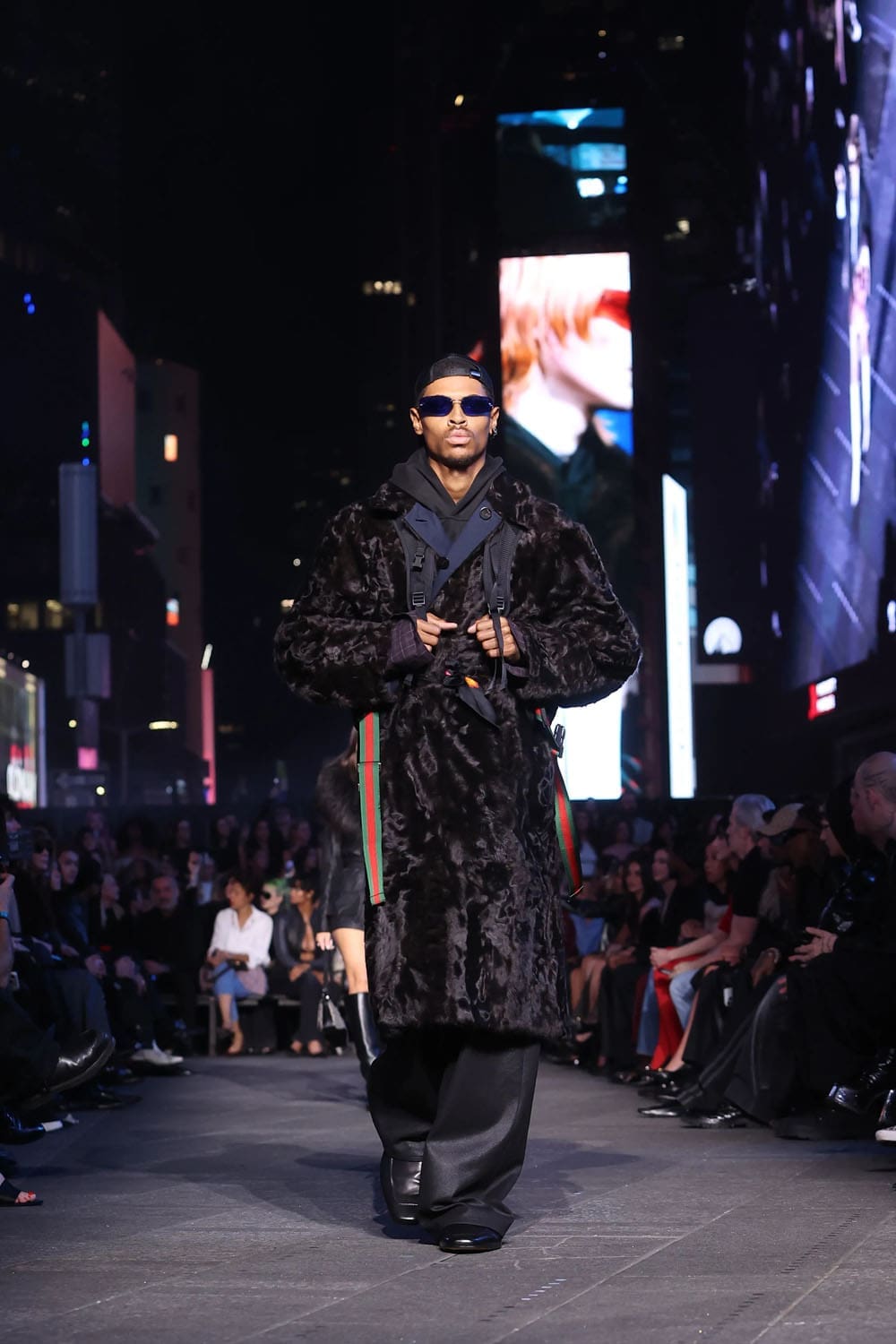 Gucci Resort 2027 GucciCore Show Runway Magazine (30)