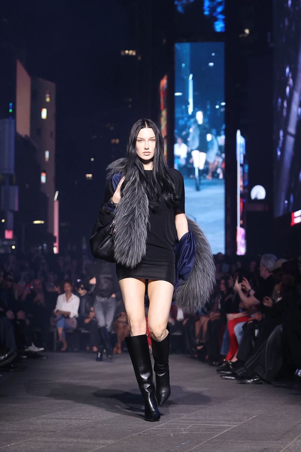 Gucci Resort 2027 GucciCore Show Runway Magazine (33)