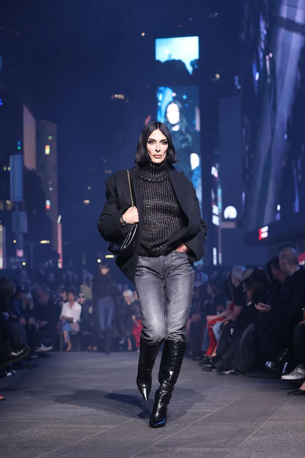 Gucci Resort 2027 GucciCore Show Runway Magazine (34)