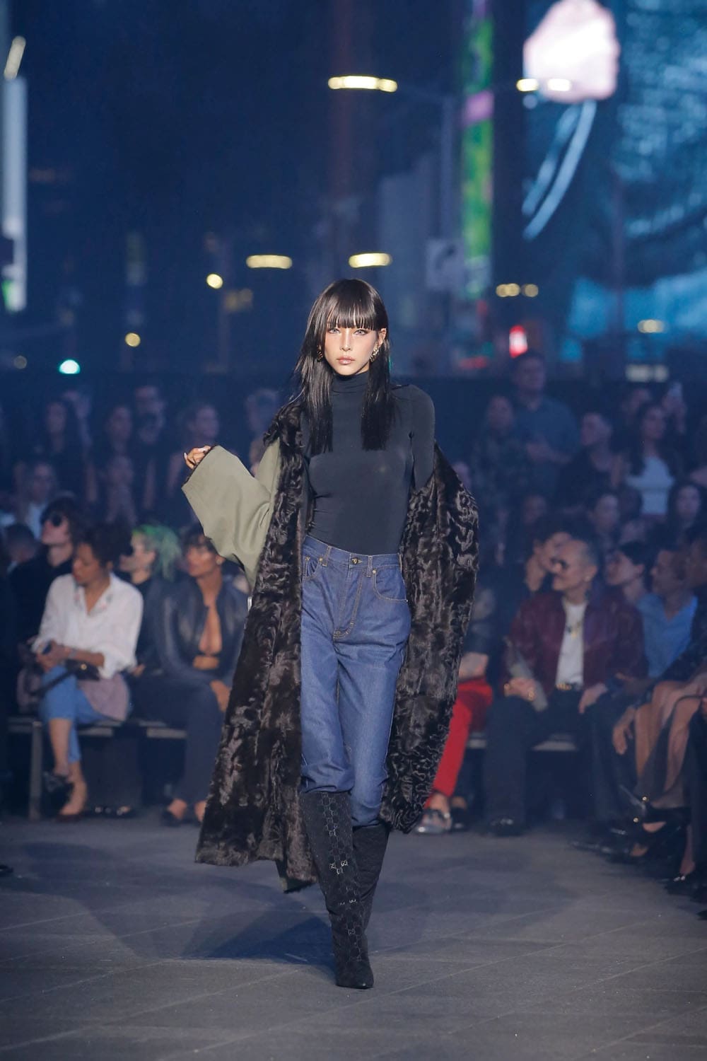 Gucci Resort 2027 GucciCore Show Runway Magazine (35)