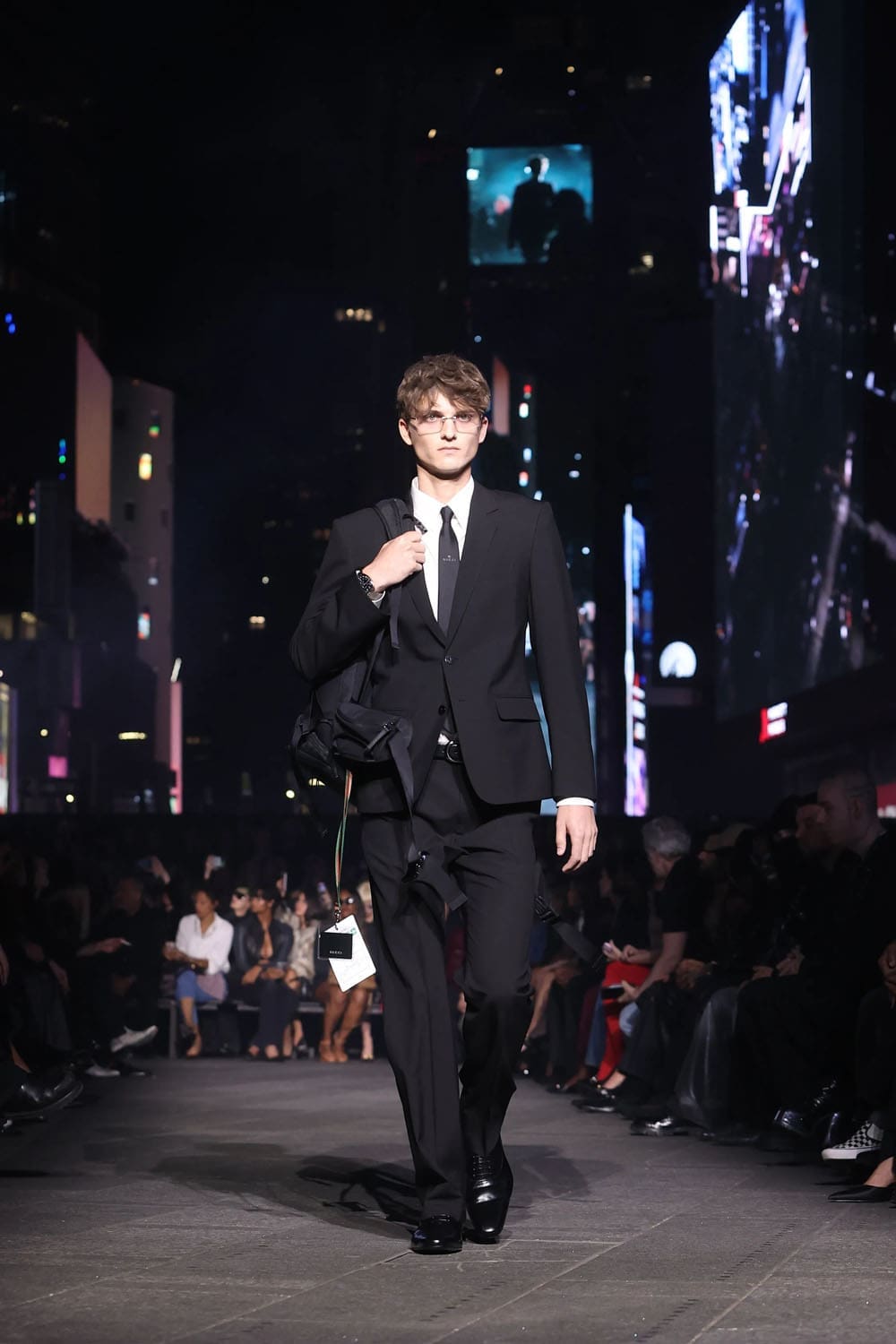 Gucci Resort 2027 GucciCore Show Runway Magazine (4)