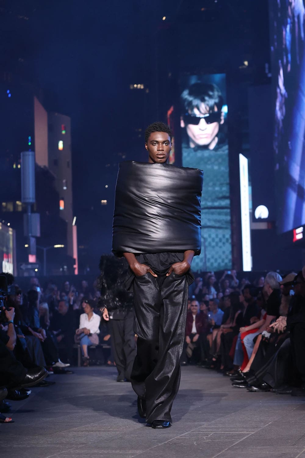 Gucci Resort 2027 GucciCore Show Runway Magazine (53)