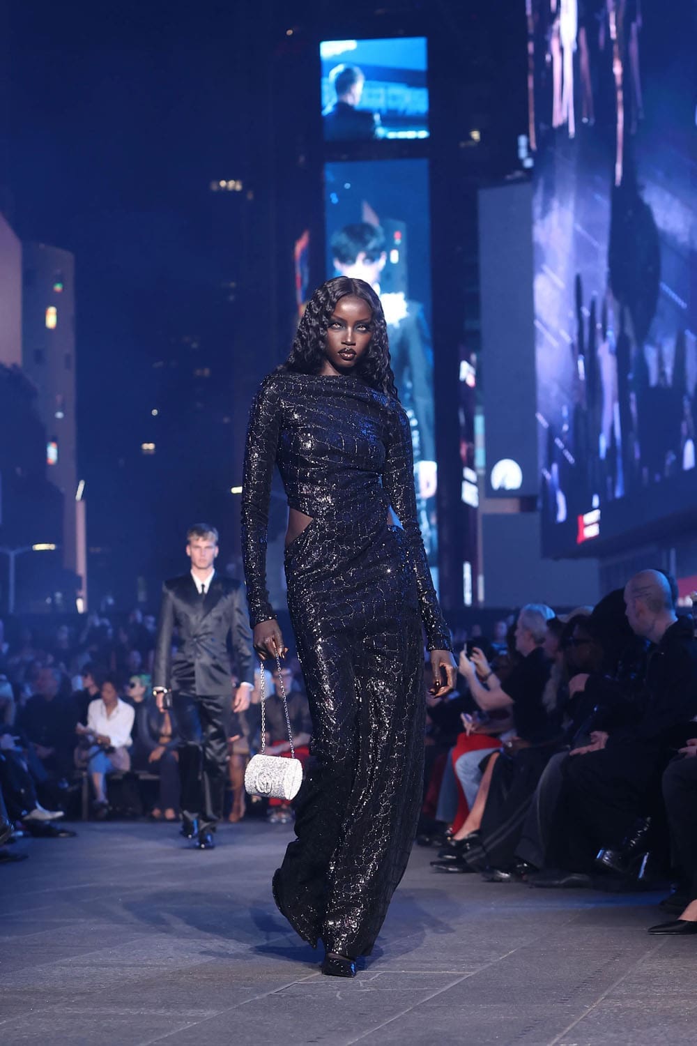 Gucci Resort 2027 GucciCore Show Runway Magazine (60)
