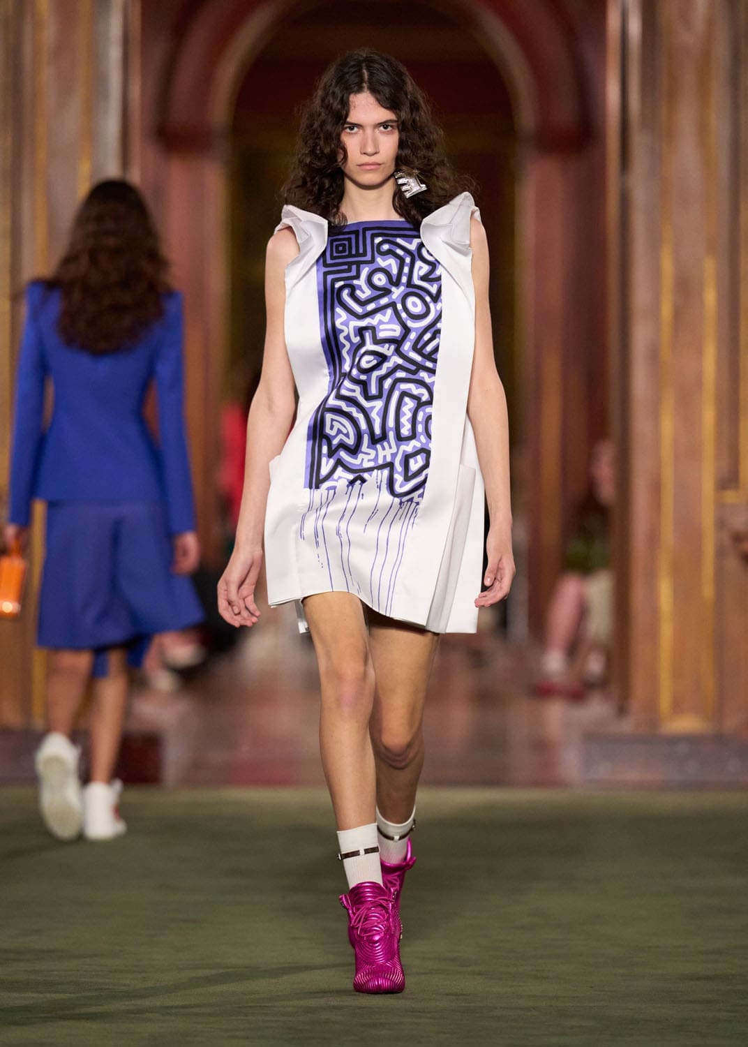 Louis Vuitton Cruise 2027 Runway Magazine (26)