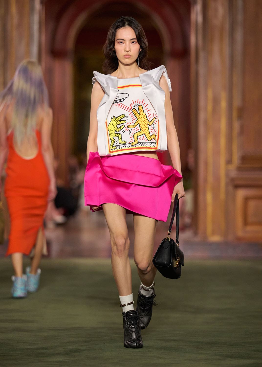 Louis Vuitton Cruise 2027 Runway Magazine (27)