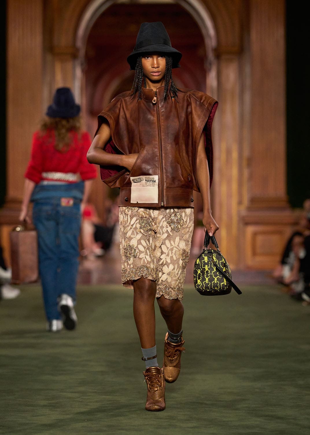 Louis Vuitton Cruise 2027 Runway Magazine (3)