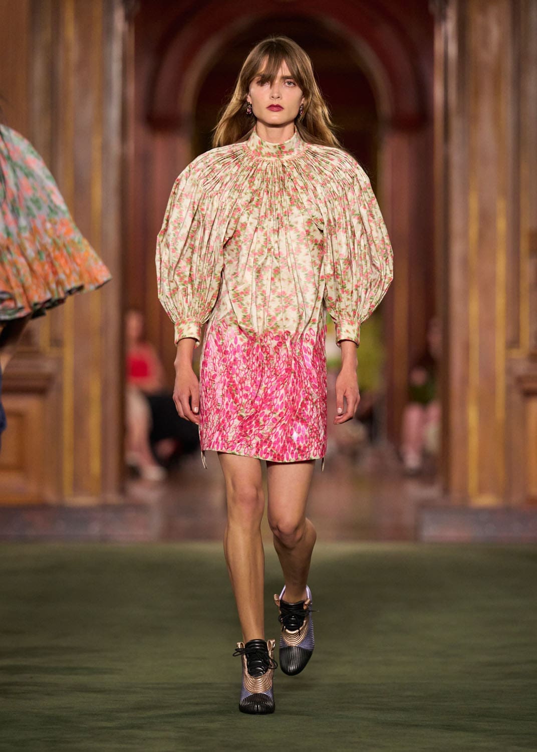 Louis Vuitton Cruise 2027 Runway Magazine (43)