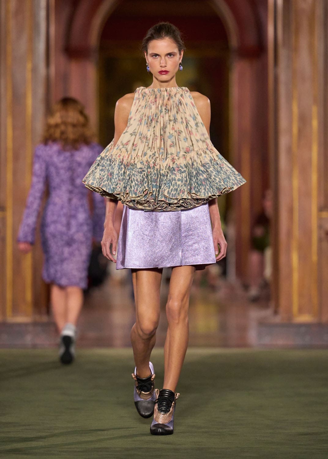 Louis Vuitton Cruise 2027 Runway Magazine (44)