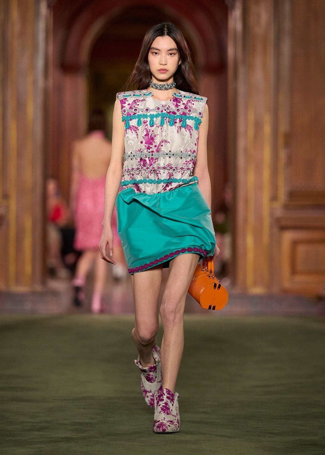 Louis Vuitton Cruise 2027 Runway Magazine (45)