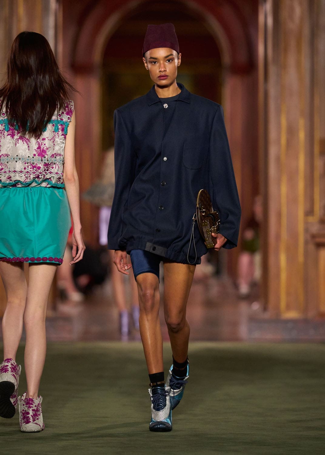 Louis Vuitton Cruise 2027 Runway Magazine (48)