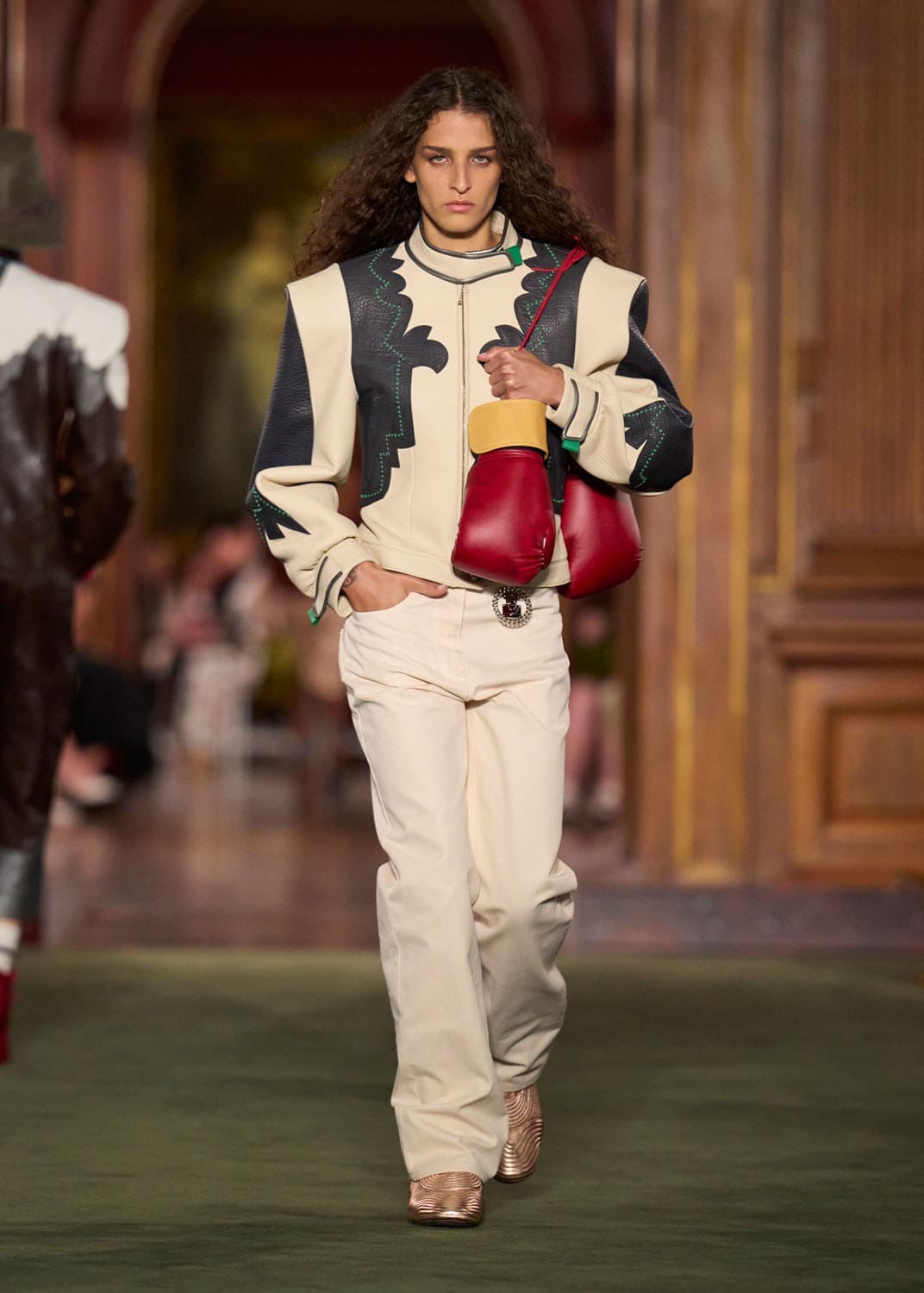 Louis Vuitton Cruise 2027 Runway Magazine (7)