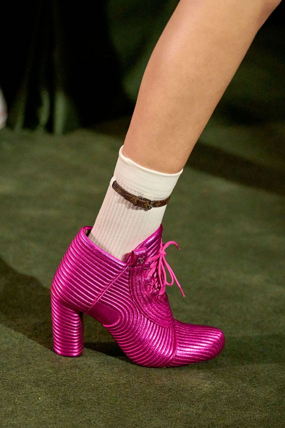 Louis Vuitton Cruise 2027 Shoes Runway Magazine (28)