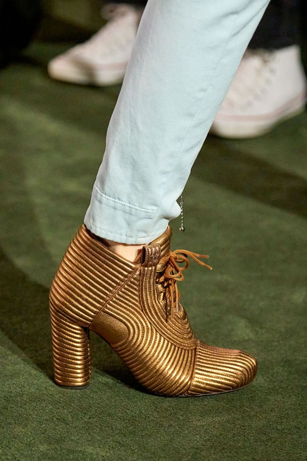 Louis Vuitton Cruise 2027 Shoes Runway Magazine (30)