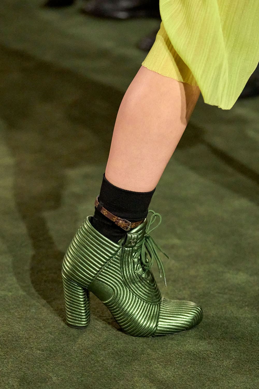 Louis Vuitton Cruise 2027 Shoes Runway Magazine (41)