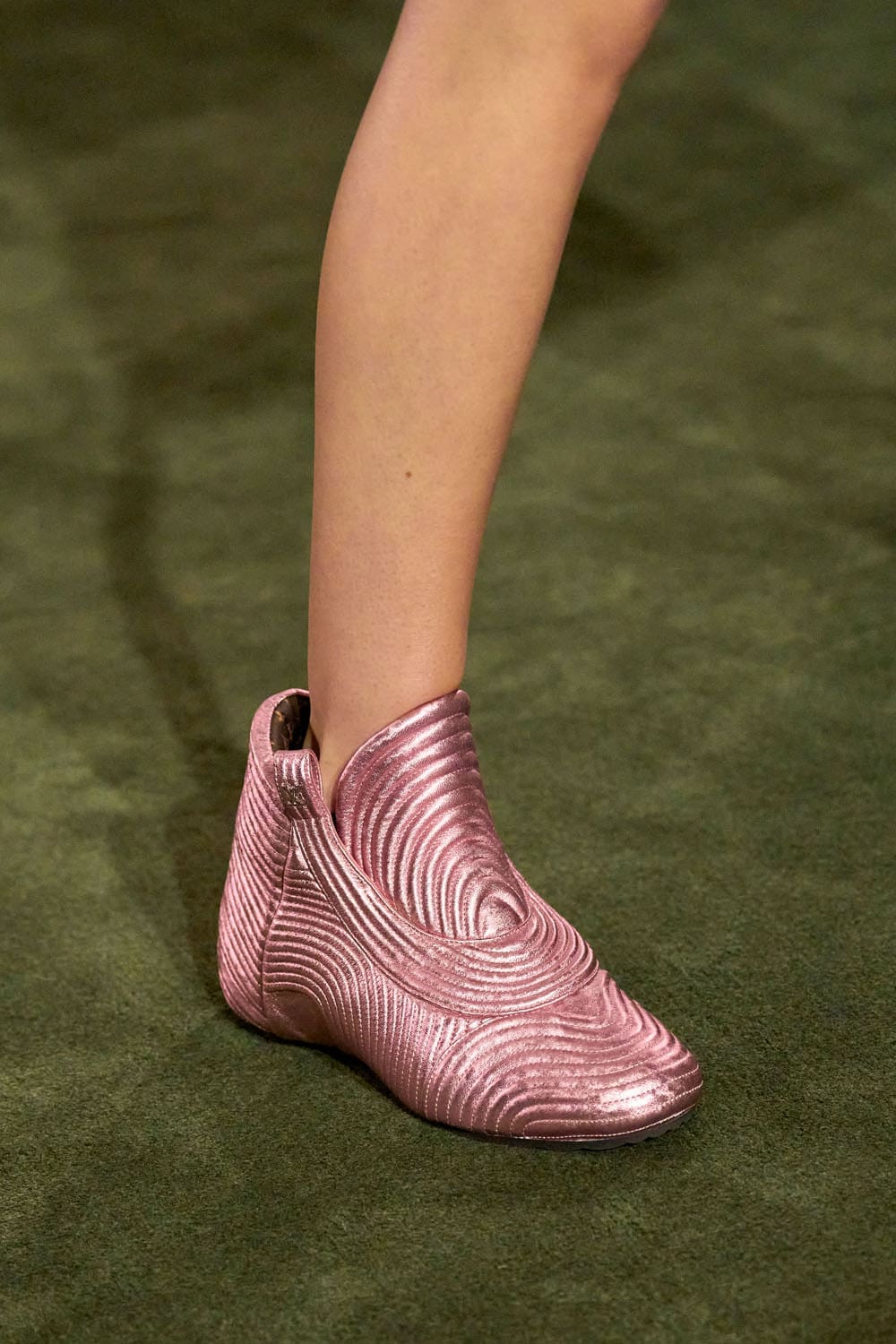 Louis Vuitton Cruise 2027 Shoes Runway Magazine (45)