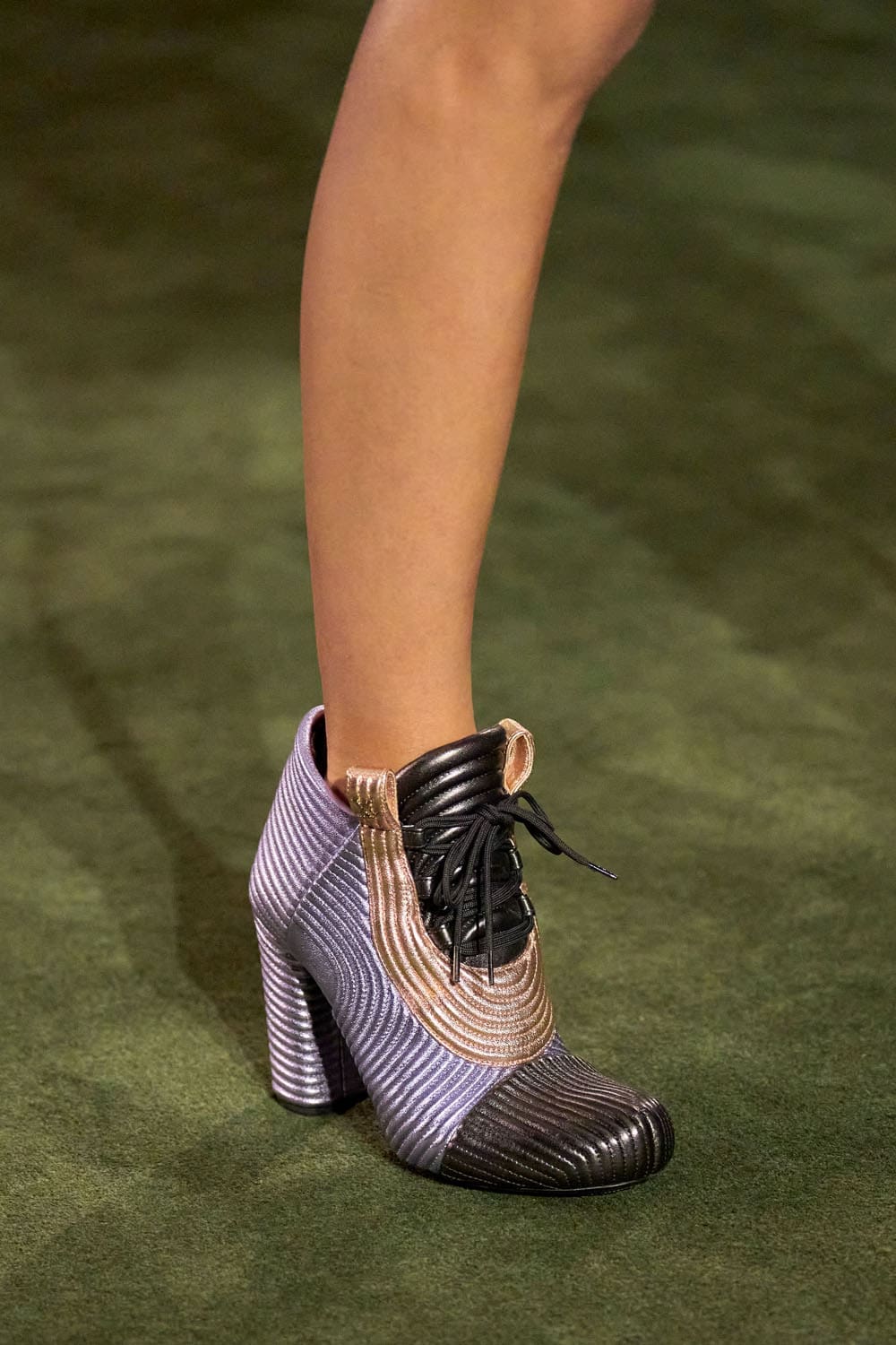 Louis Vuitton Cruise 2027 Shoes Runway Magazine (47)
