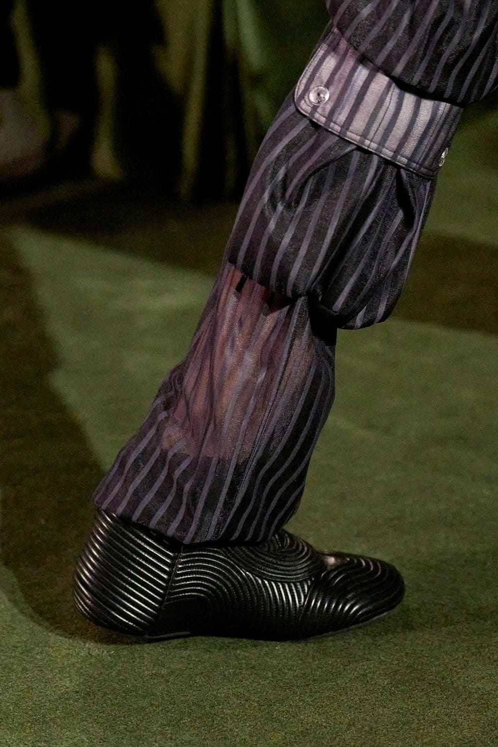 Louis Vuitton Cruise 2027 Shoes Runway Magazine (60)